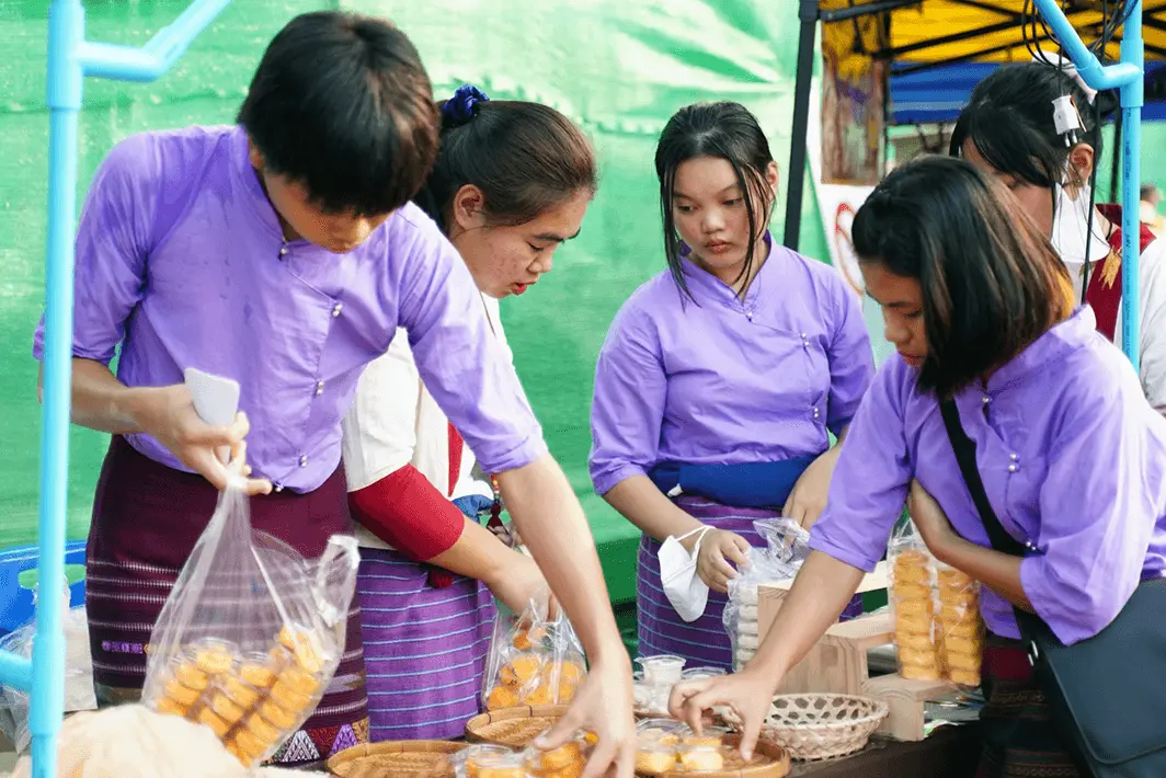 รร. เมืองลีประชาสามัคคี